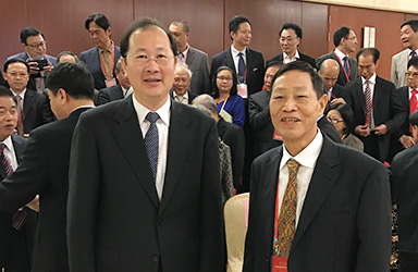 2016年廣州市榮譽市民30周年大會上市委書記會見香港時富集團董事長朱正賢先生